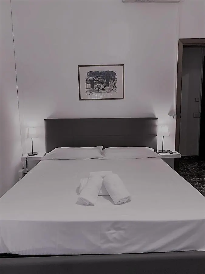 Отель A Casa Di Bi Рим 0*,