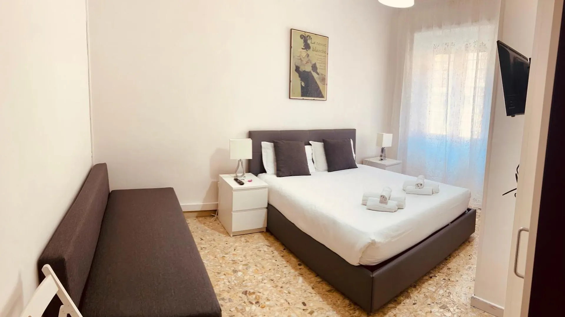 Отель A Casa Di Bi Рим